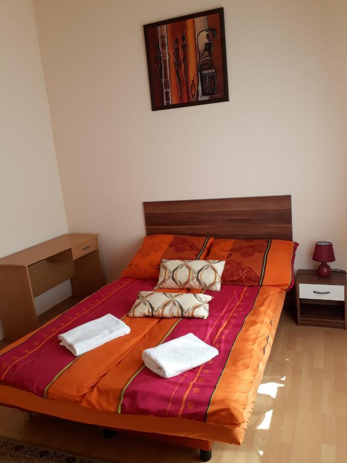Piac Utcai Apartman ديبريتْسين المظهر الخارجي الصورة